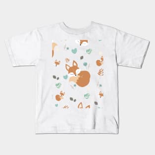 Sleepy Foxes pattern Kids T-Shirt